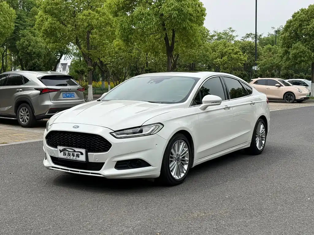 Ford Mondeo 2014