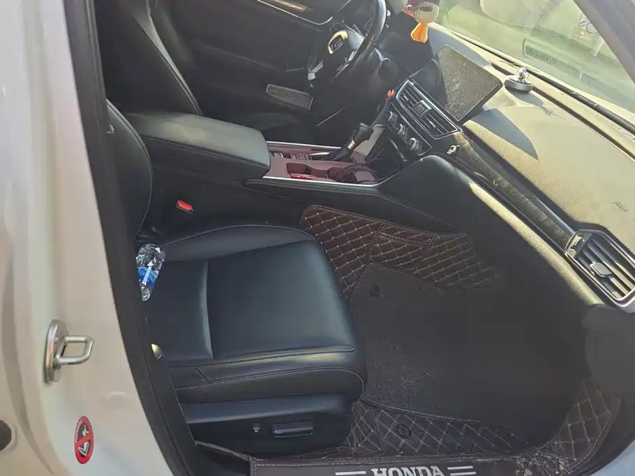 Honda Accord — миниатюра 7