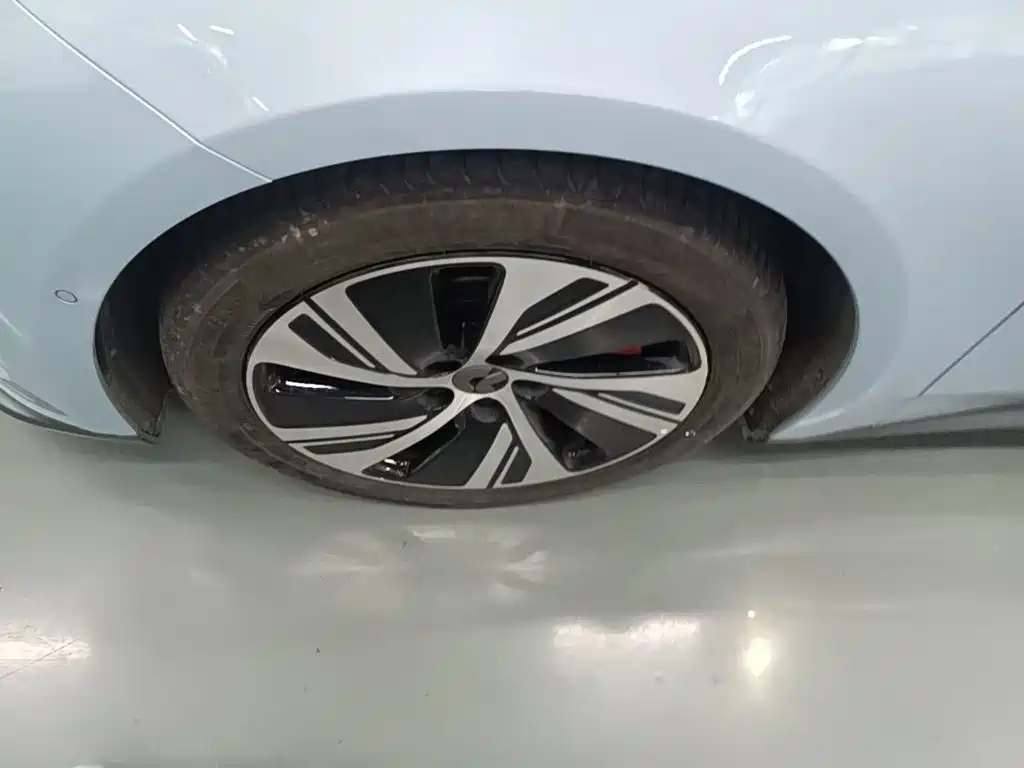 NIO ET5 — миниатюра 23