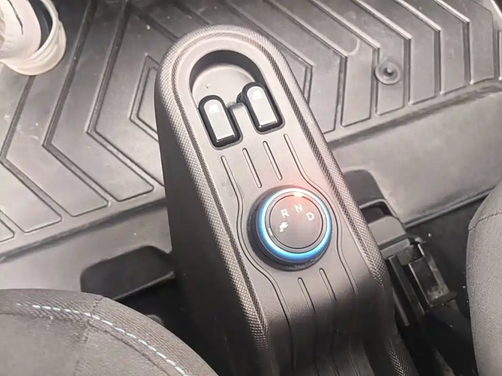 Wuling MINIEV — миниатюра 14