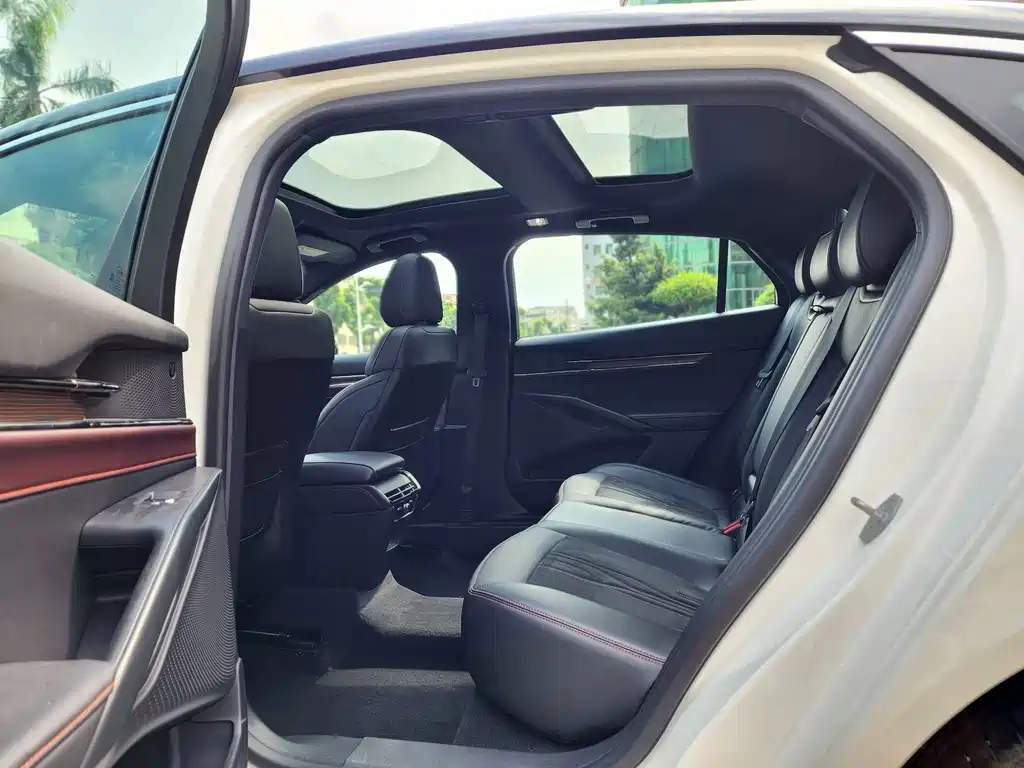 Ford Mondeo — миниатюра 15