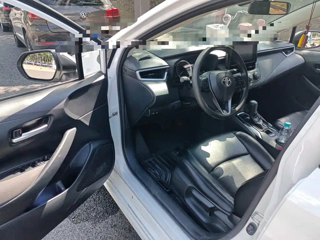 Toyota Corolla — миниатюра 12