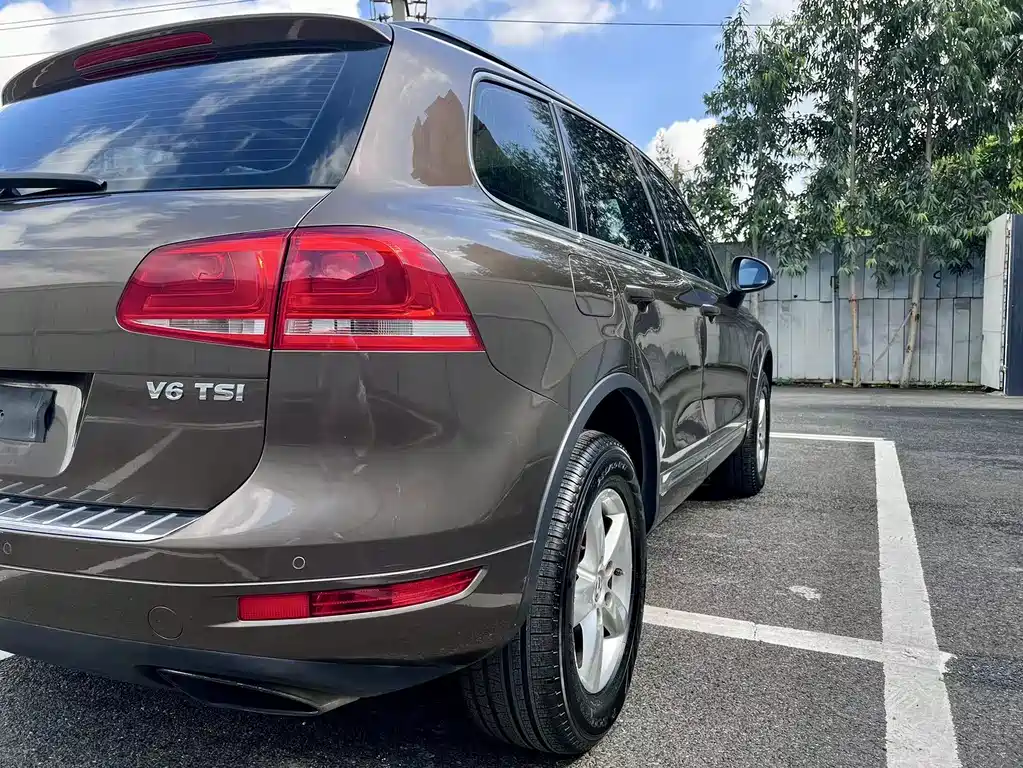 Volkswagen Touareg — миниатюра 8