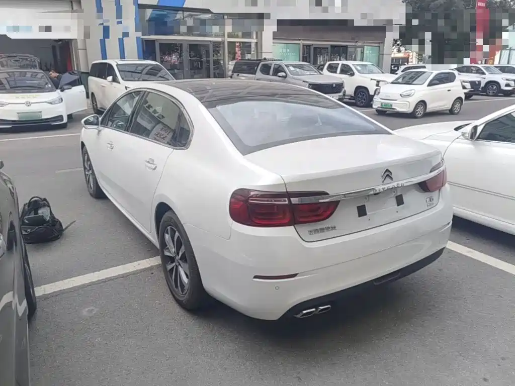 Citroen C6 — миниатюра 5