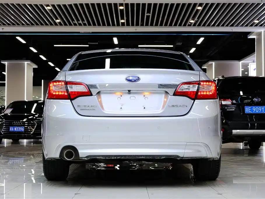 Subaru Legacy 2016 2.5i