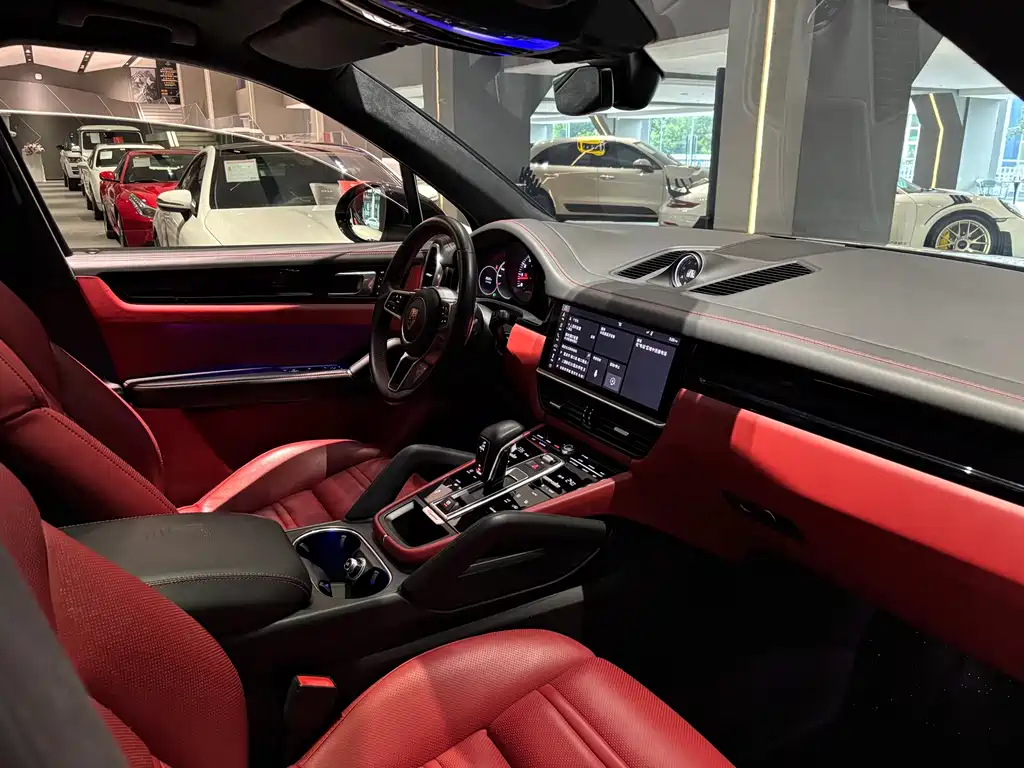 Porsche Cayenne — миниатюра 18