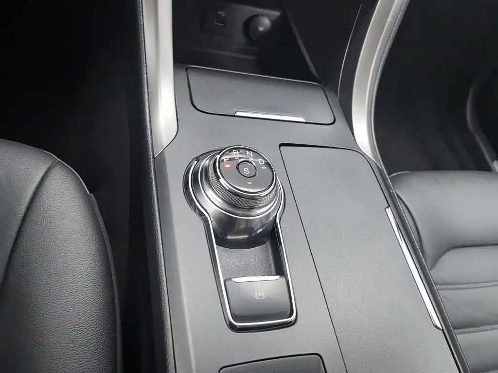 Ford Mondeo — миниатюра 13
