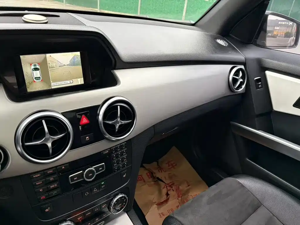 Mercedes-Benz GLK-Class — миниатюра 7