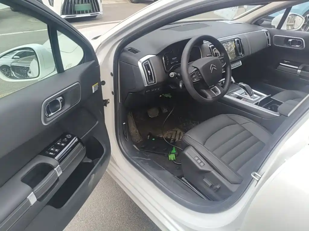 Citroen C6 — миниатюра 16