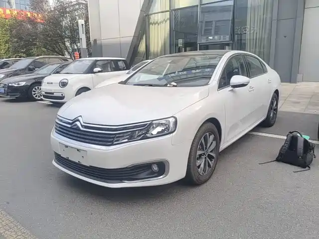 Citroen C6