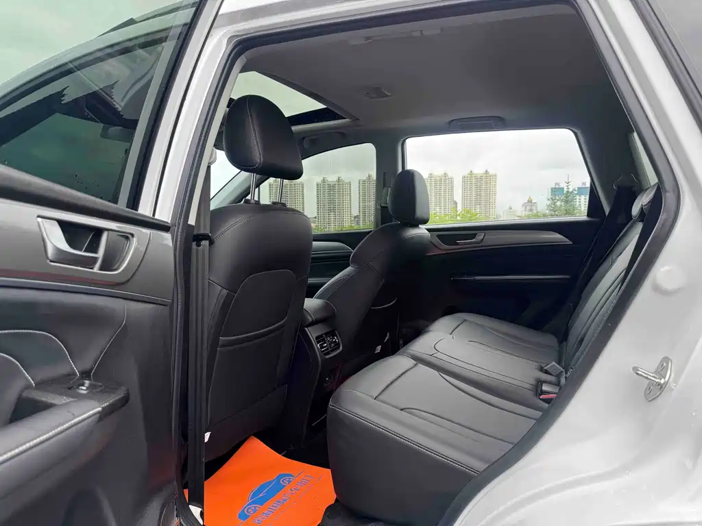 Haval M6 — миниатюра 8