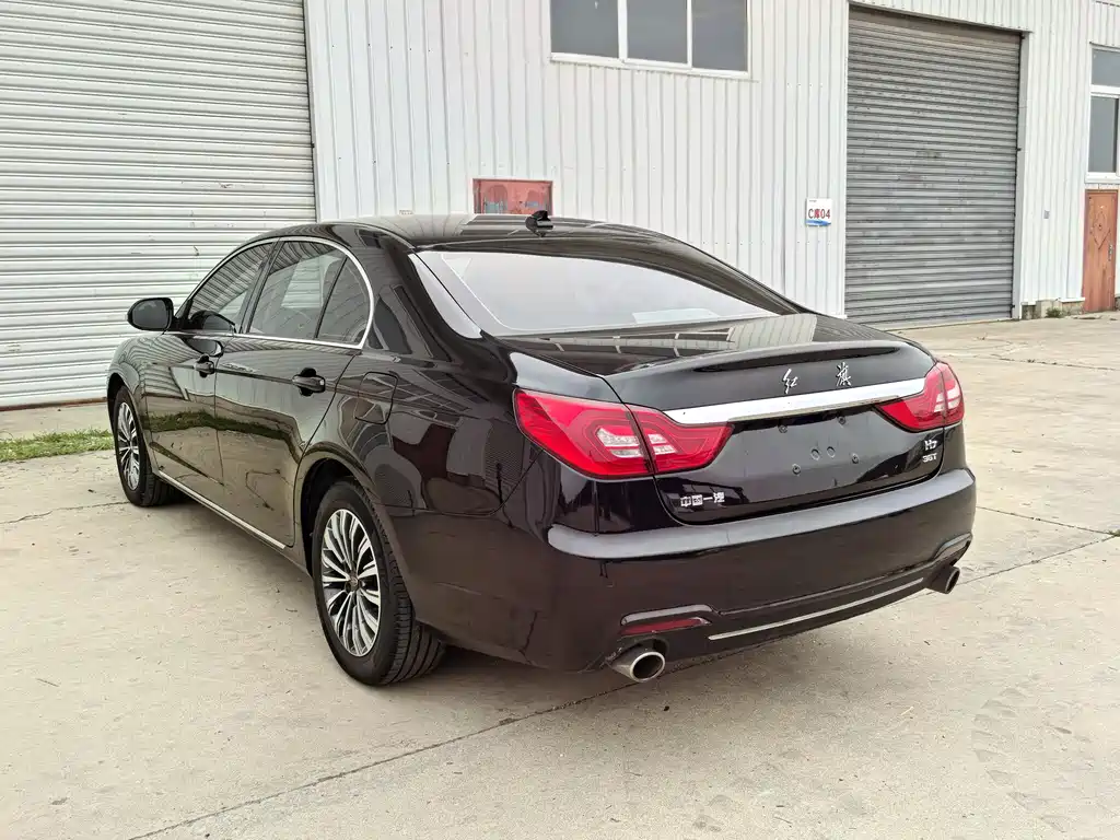 Hongqi H7 2021 1.8T Comfort
