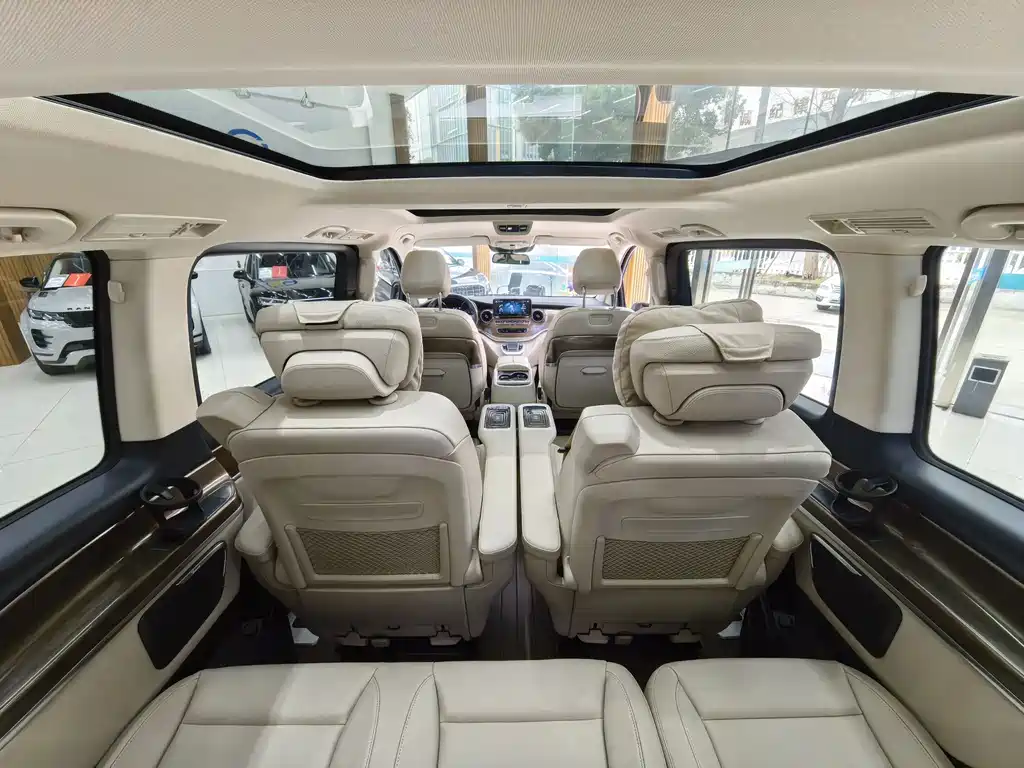 MERCEDES-BENZ V CLASS