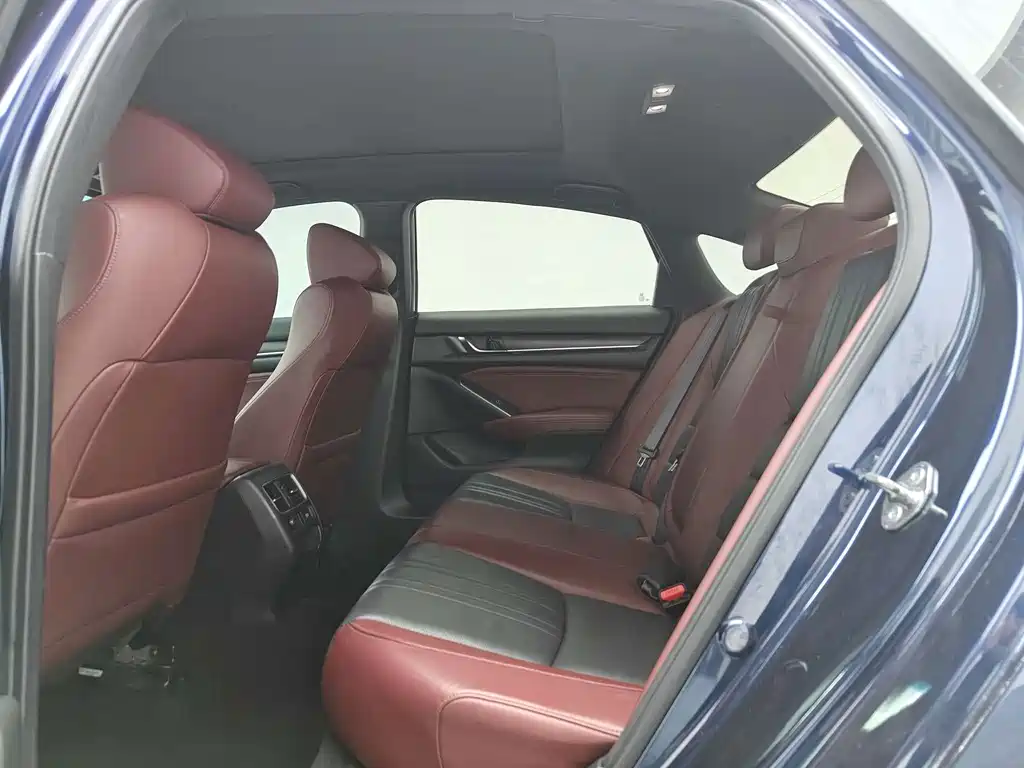Honda Inspire — миниатюра 11