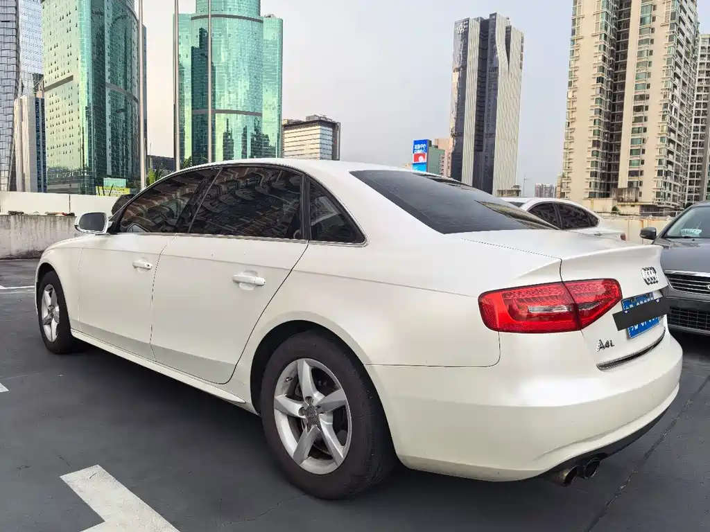Audi A4L — миниатюра 6