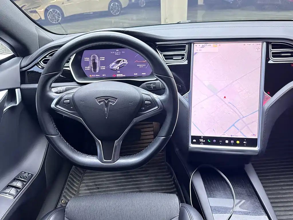 TESLA MODEL S