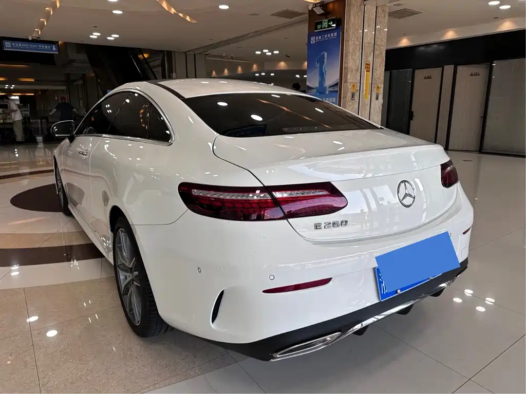 Mercedes-Benz E-Class (Import) — миниатюра 15