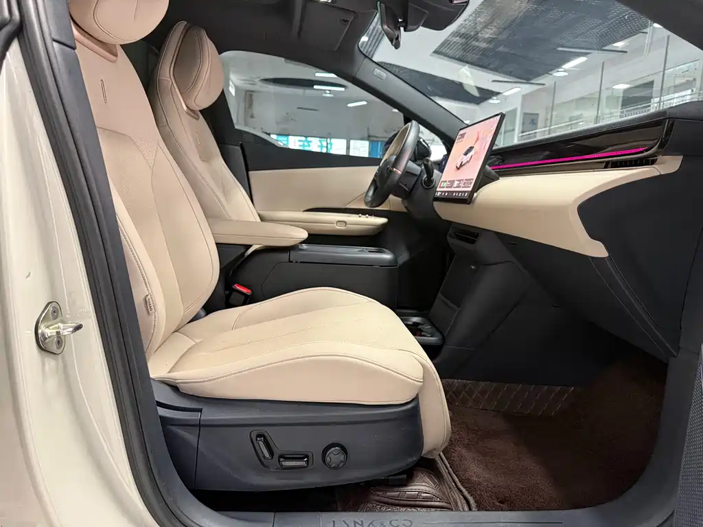 Lynk & Co Z20 — миниатюра 9