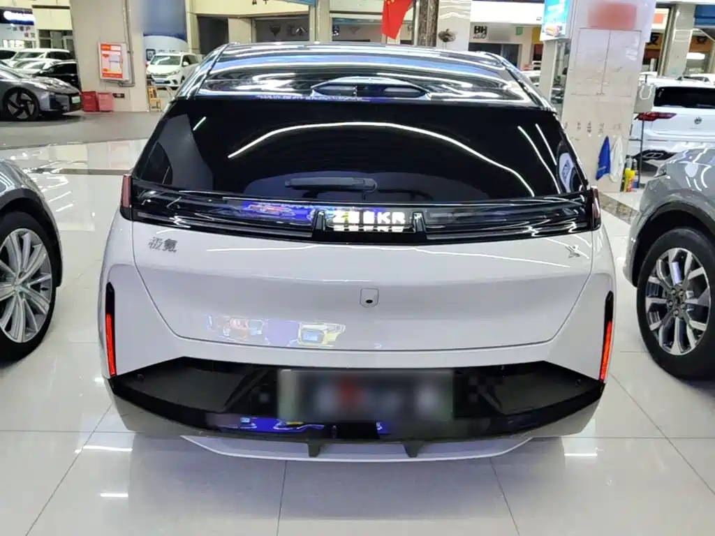 Zeekr X — миниатюра 6