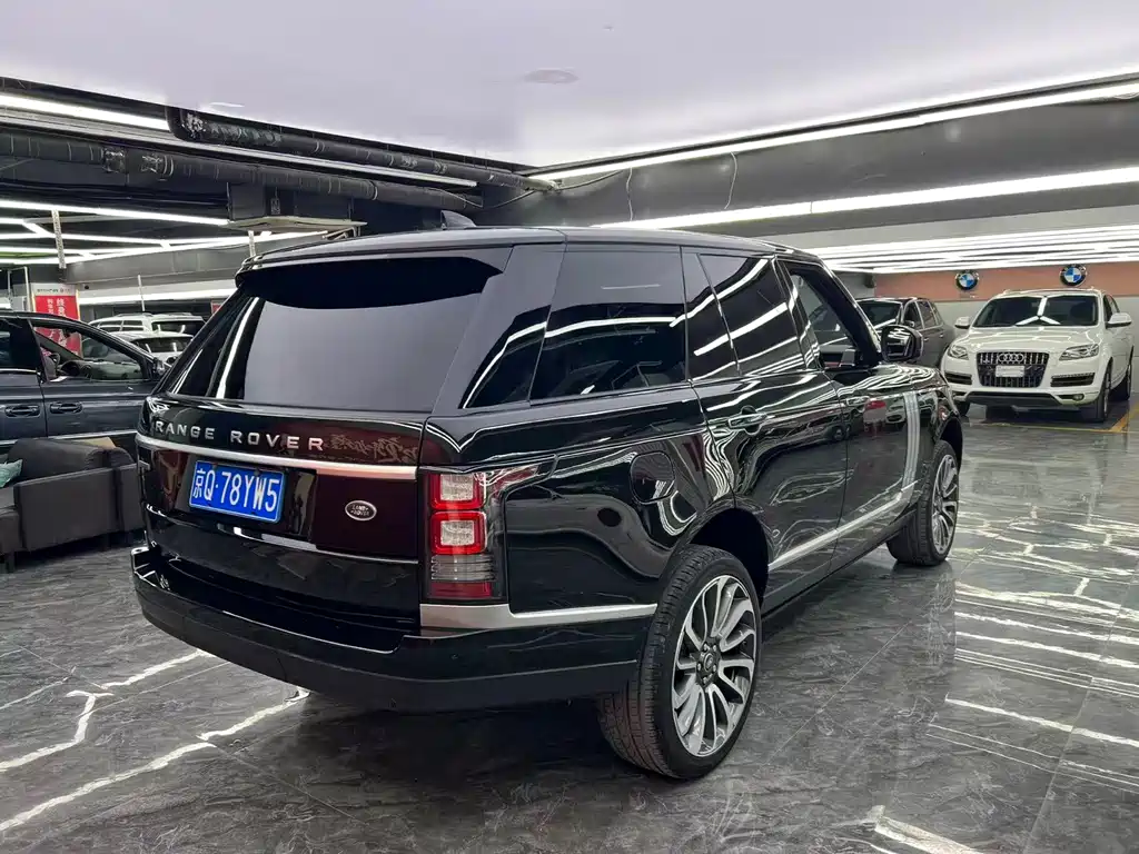 Land Rover Range Rover — миниатюра 7