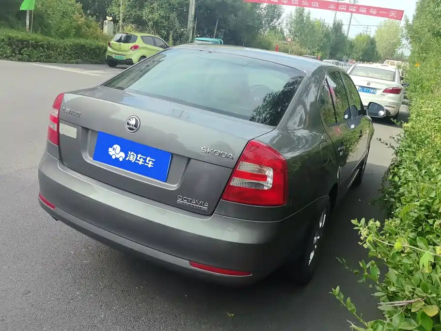 Skoda Octavia — миниатюра 3
