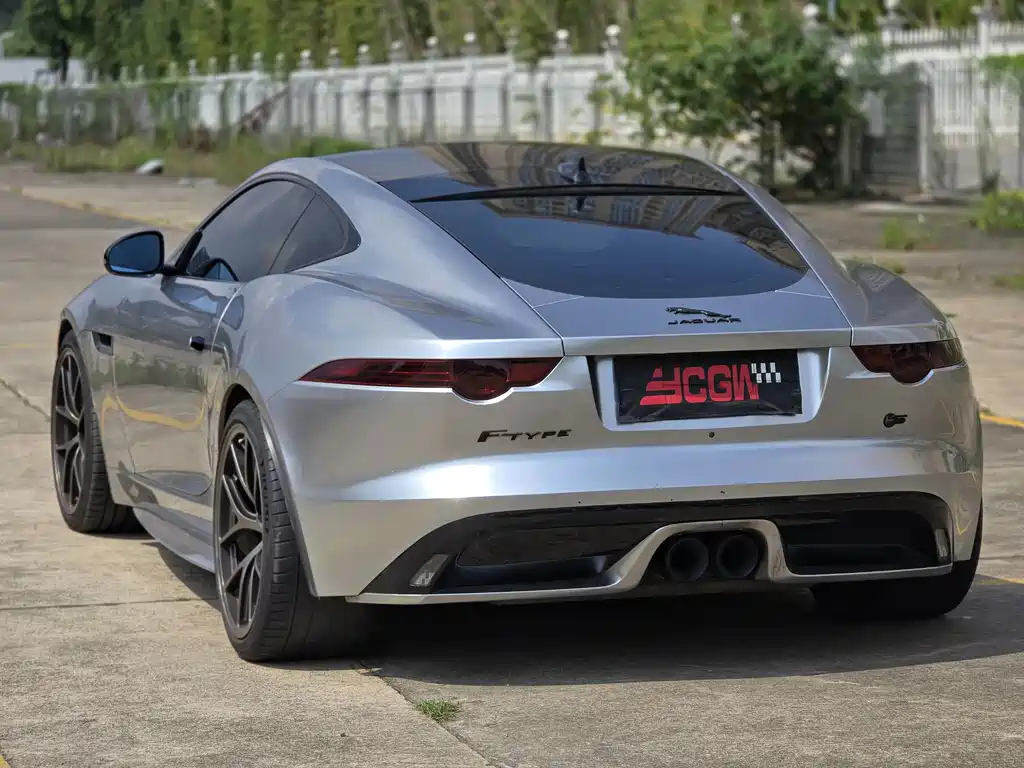 Jaguar F-TYPE — миниатюра 5