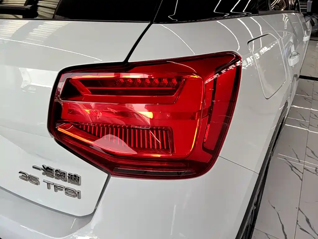 Audi Q2L — миниатюра 8