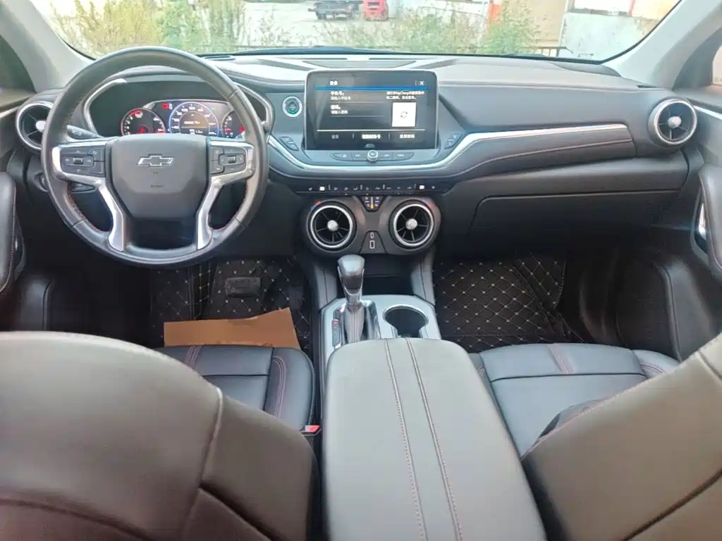Chevrolet Blazer — миниатюра 6