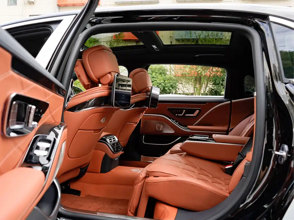 Mercedes-Benz S-Class — миниатюра 12