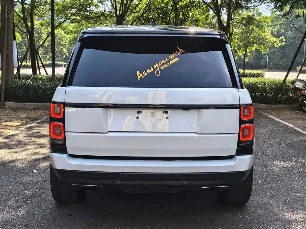 Land Rover Range Rover — миниатюра 5