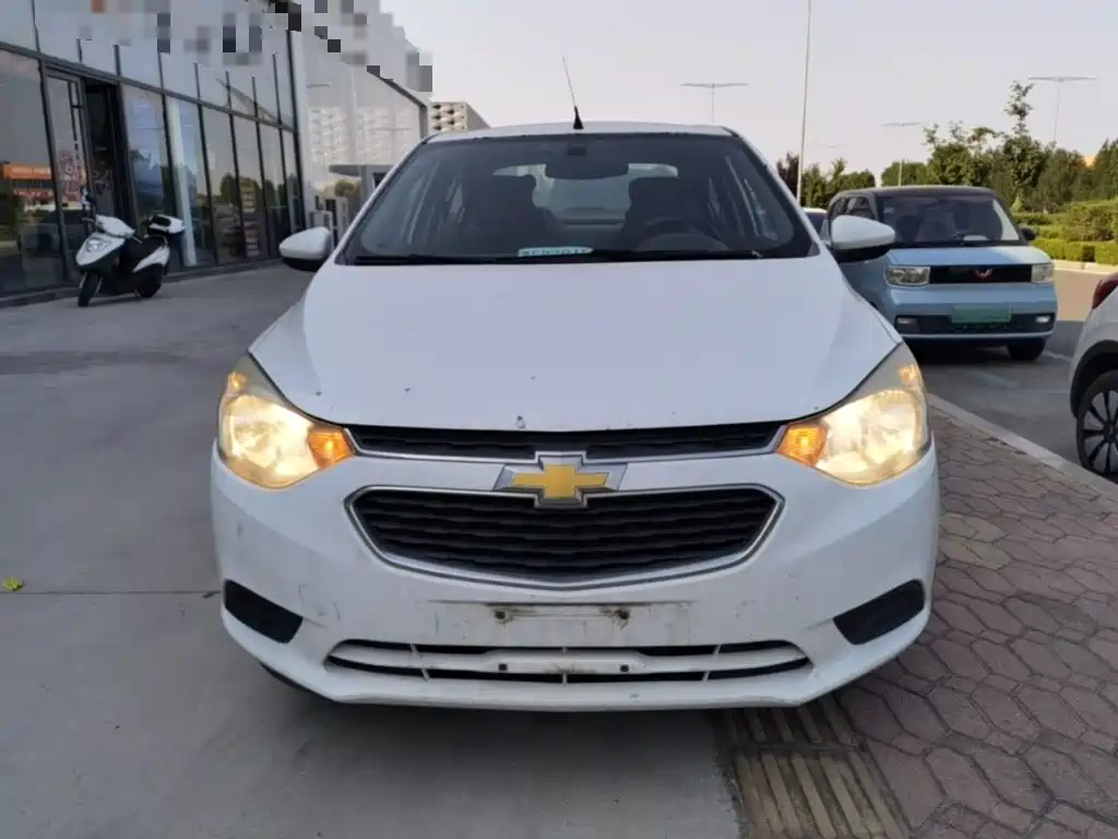 Chevrolet Sail — миниатюра 3