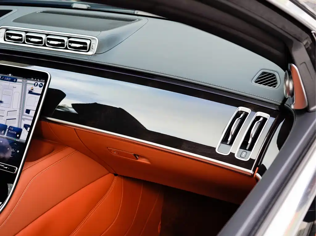 Mercedes-Benz S-Class — миниатюра 16