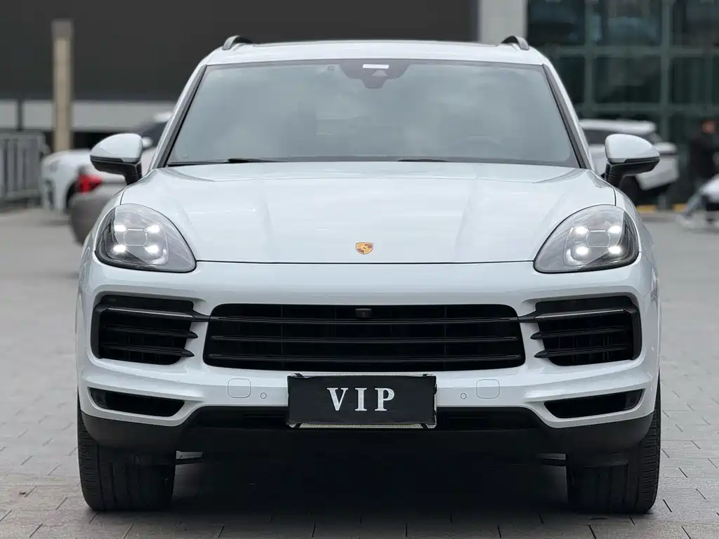 Porsche Cayenne — миниатюра 3