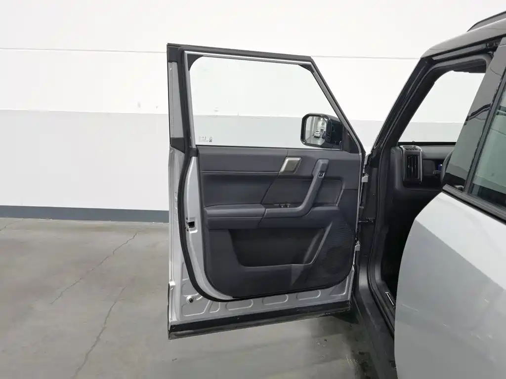 iCAR iCAR 03T — миниатюра 8