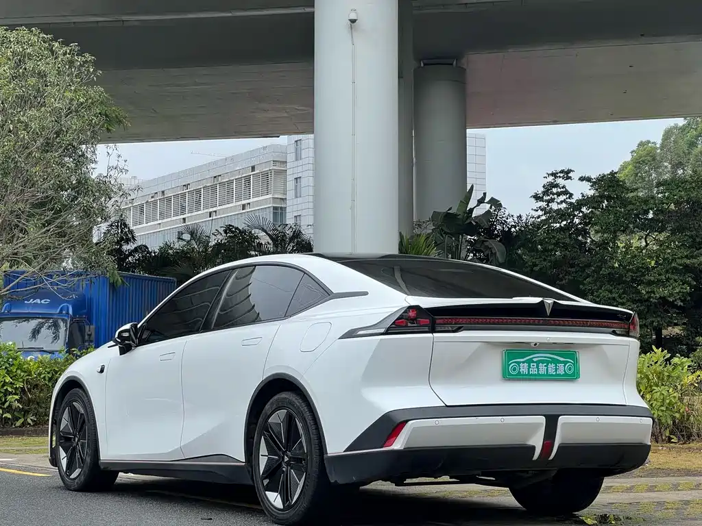 Changan Deepal DARK BLUE SL03