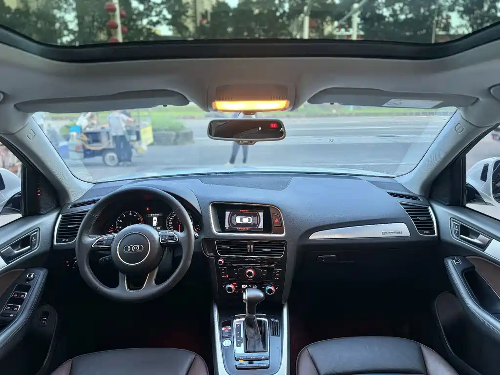 Audi Q5 — миниатюра 7