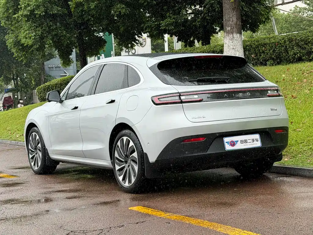 AITO AITO M5 — миниатюра 4