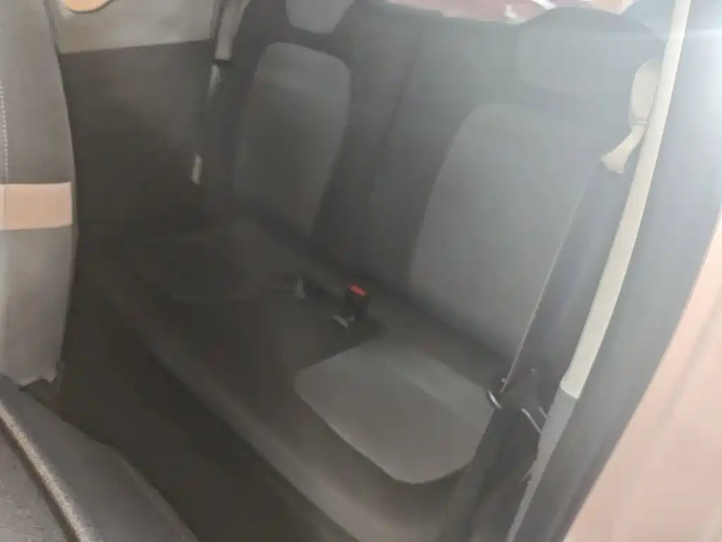 Wuling MINIEV — миниатюра 17