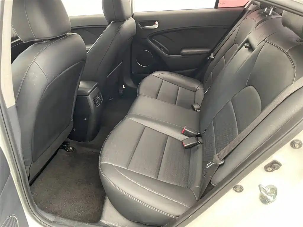 Kia K3 2017 1.6L AT 15 GLS