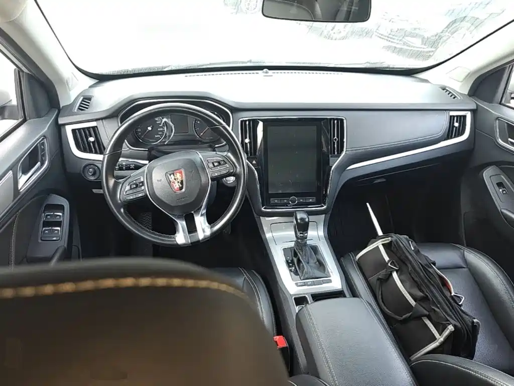 Roewe RX5 — миниатюра 10
