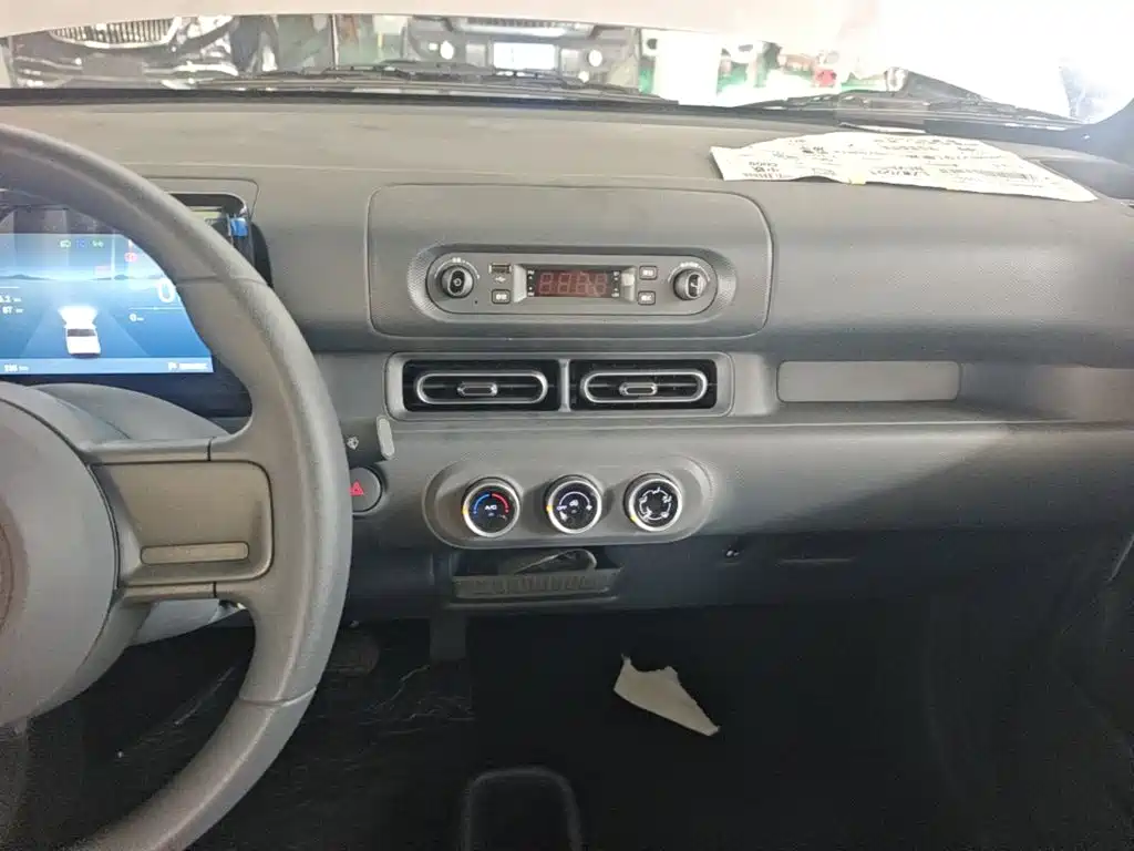 Wuling Zhiguang EV — миниатюра 13