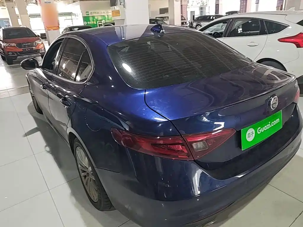 Alfa Romeo Giulia — миниатюра 5