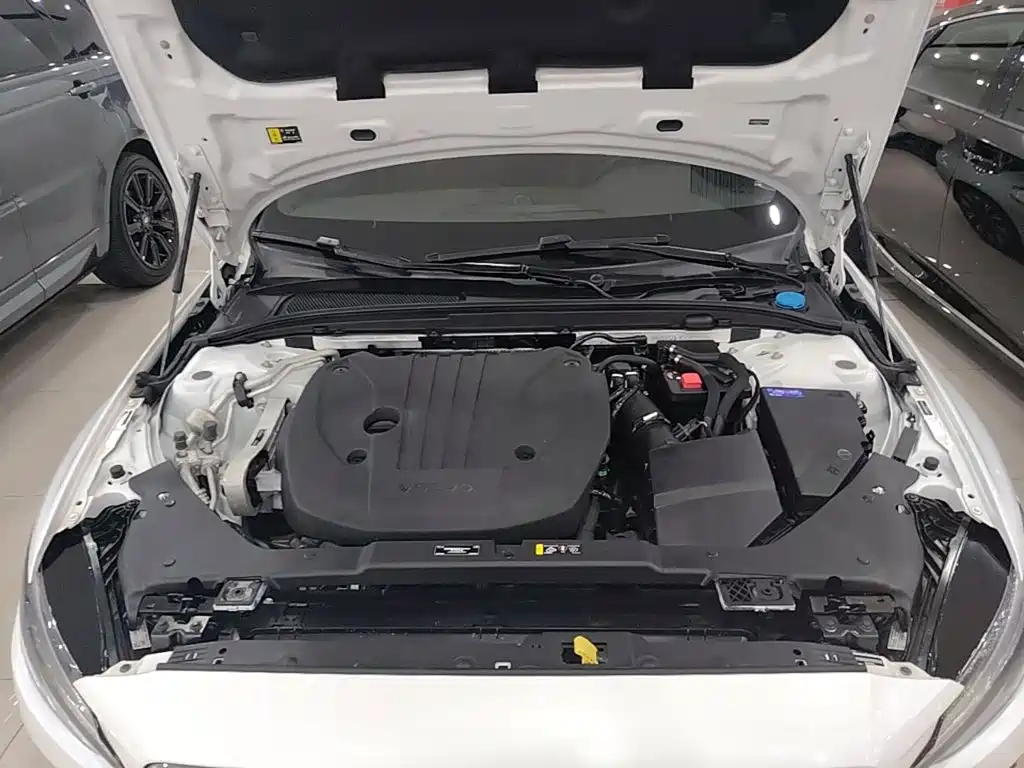 Volvo S60 — миниатюра 20