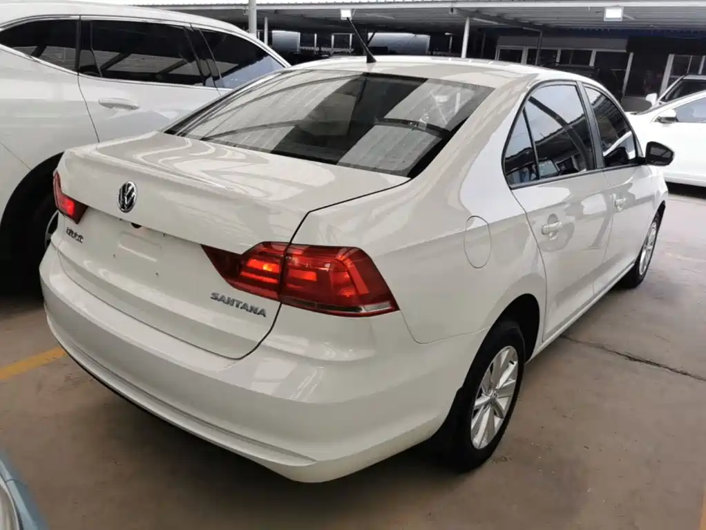 Volkswagen Santana — миниатюра 7