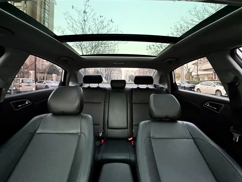 HYUNDAI NAME PICTURE