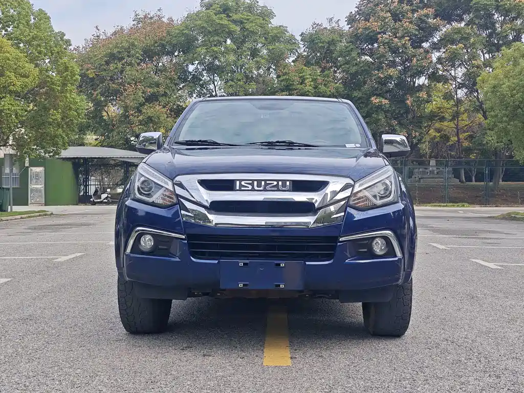 ISUZU D MAX
