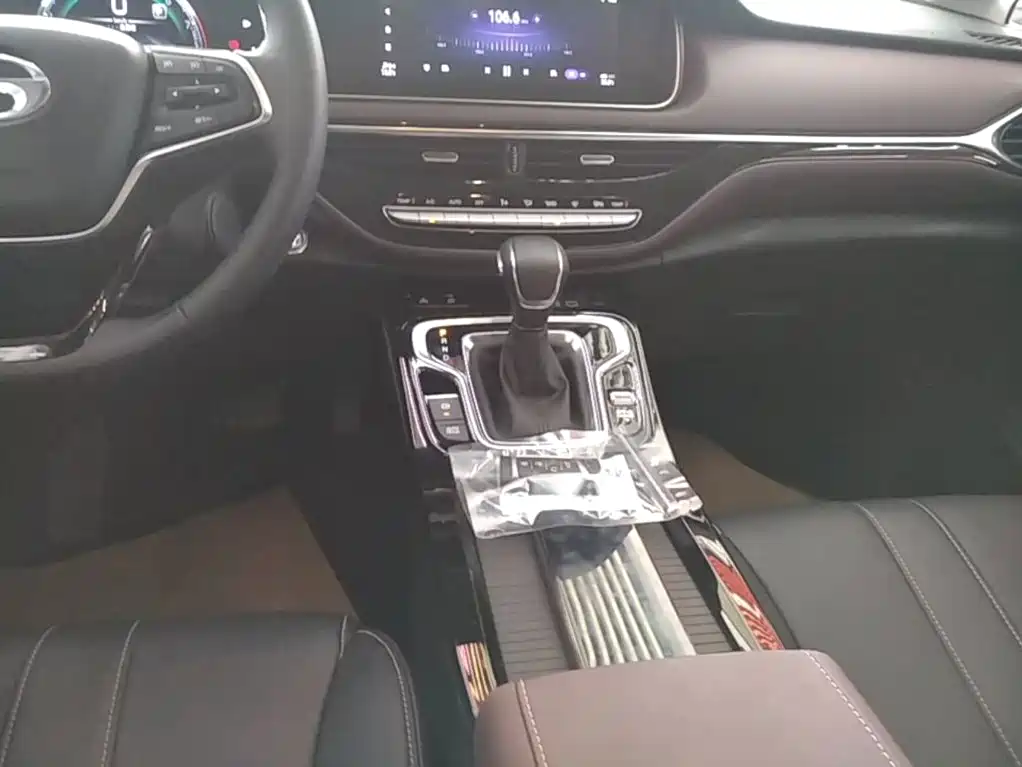 GAC Motor Trumpchi M6 — миниатюра 14