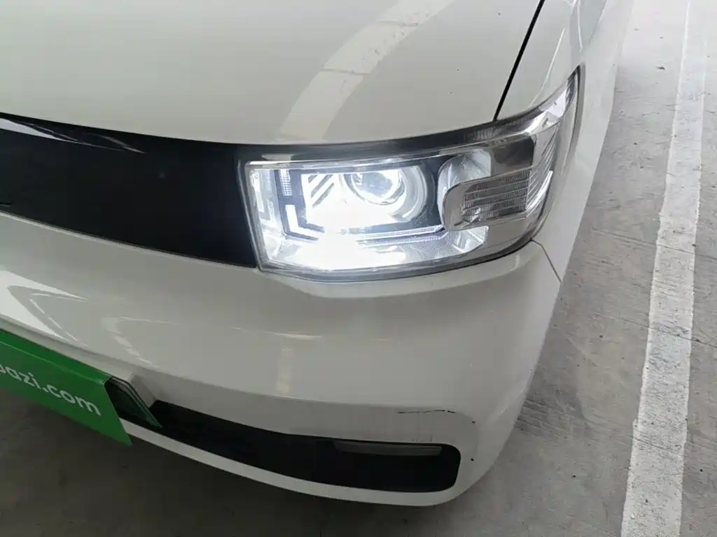 Wuling MINIEV — миниатюра 24
