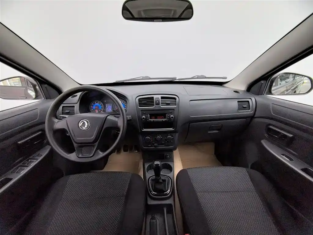 Dongfeng 330 2014 1.5L MT DK15