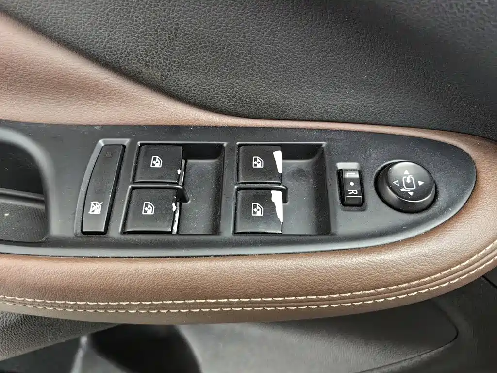 Buick Envision Plus — миниатюра 9